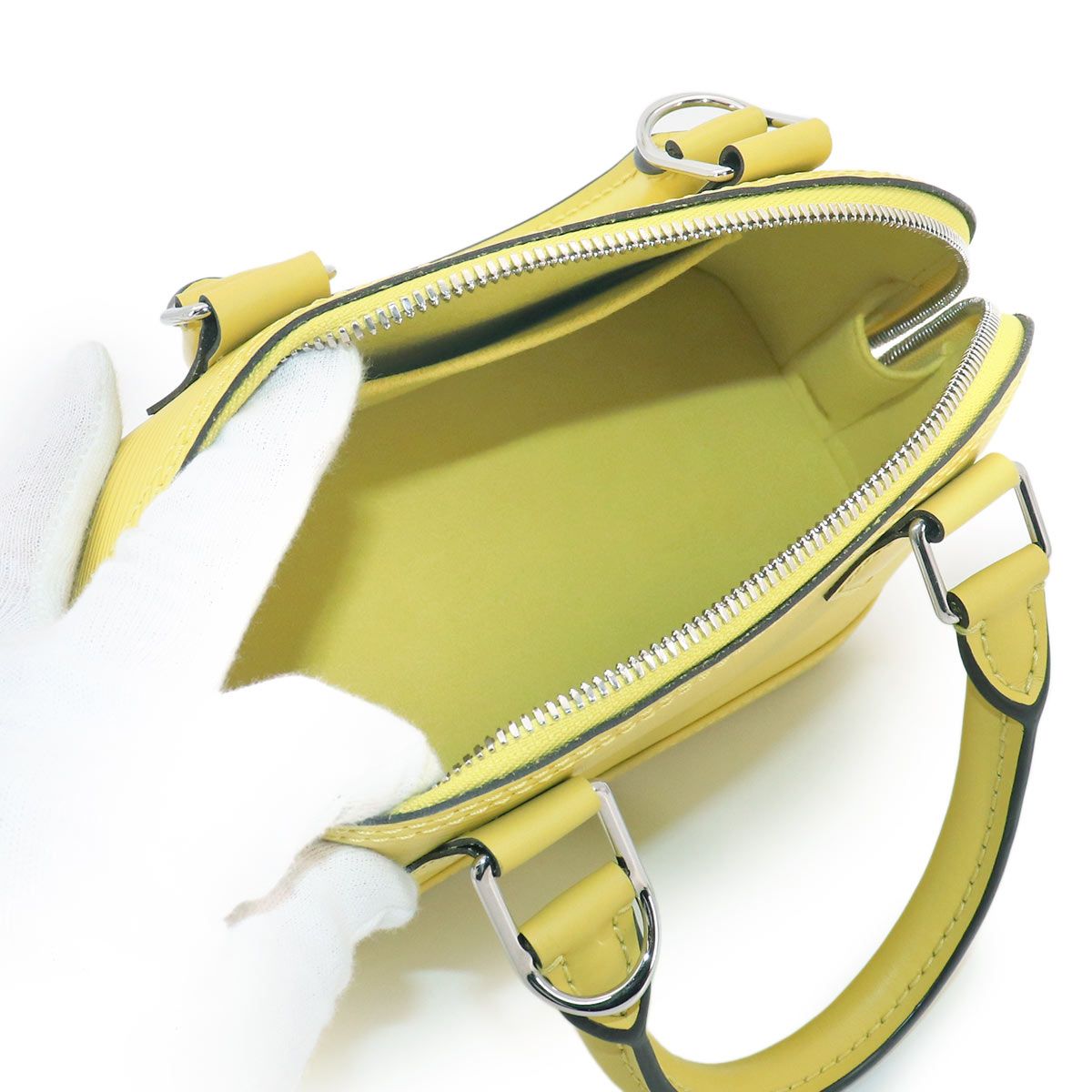 Louis Vuitton Epi Alma BB 2-Way Bag Leather Pistache — view 7