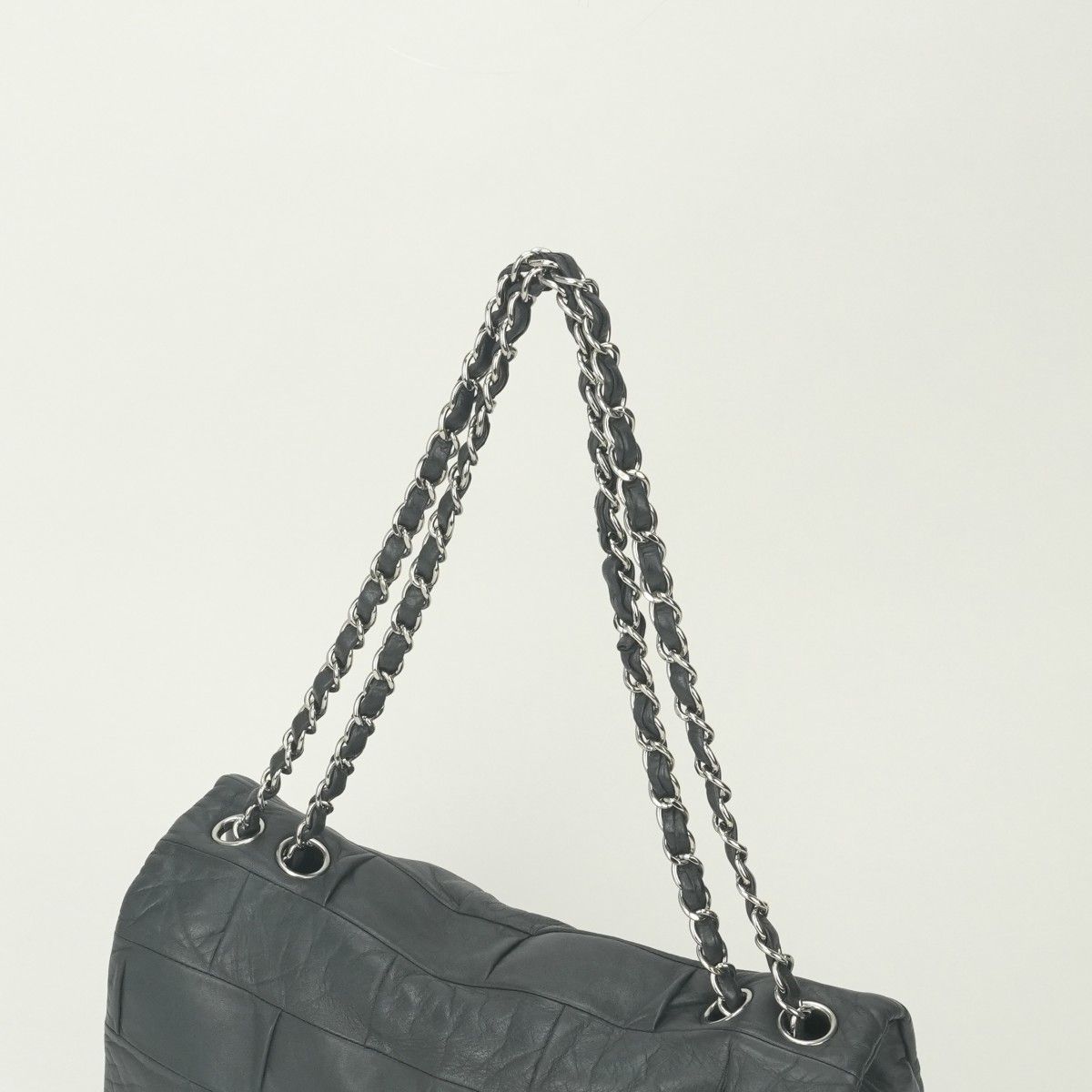 Chanel 2.55 Line Shoulder Bag Calfskin Gray Glay Silver Chain — view 4