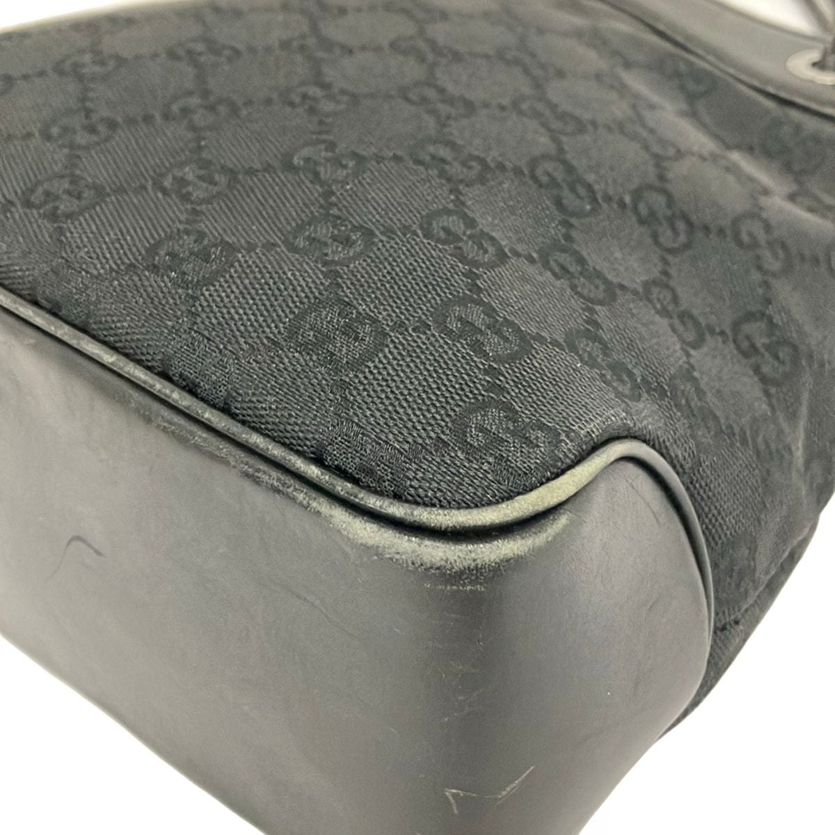 Gucci Shoulder Bag GG Pattern Black — view 6