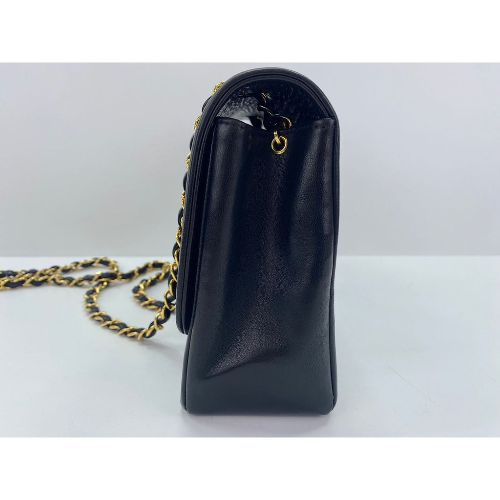 Chanel Shoulder Bag 25 — view 4