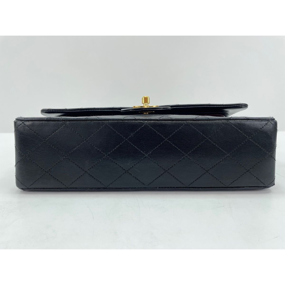 Chanel Shoulder Bag Quilted 25 — view 5