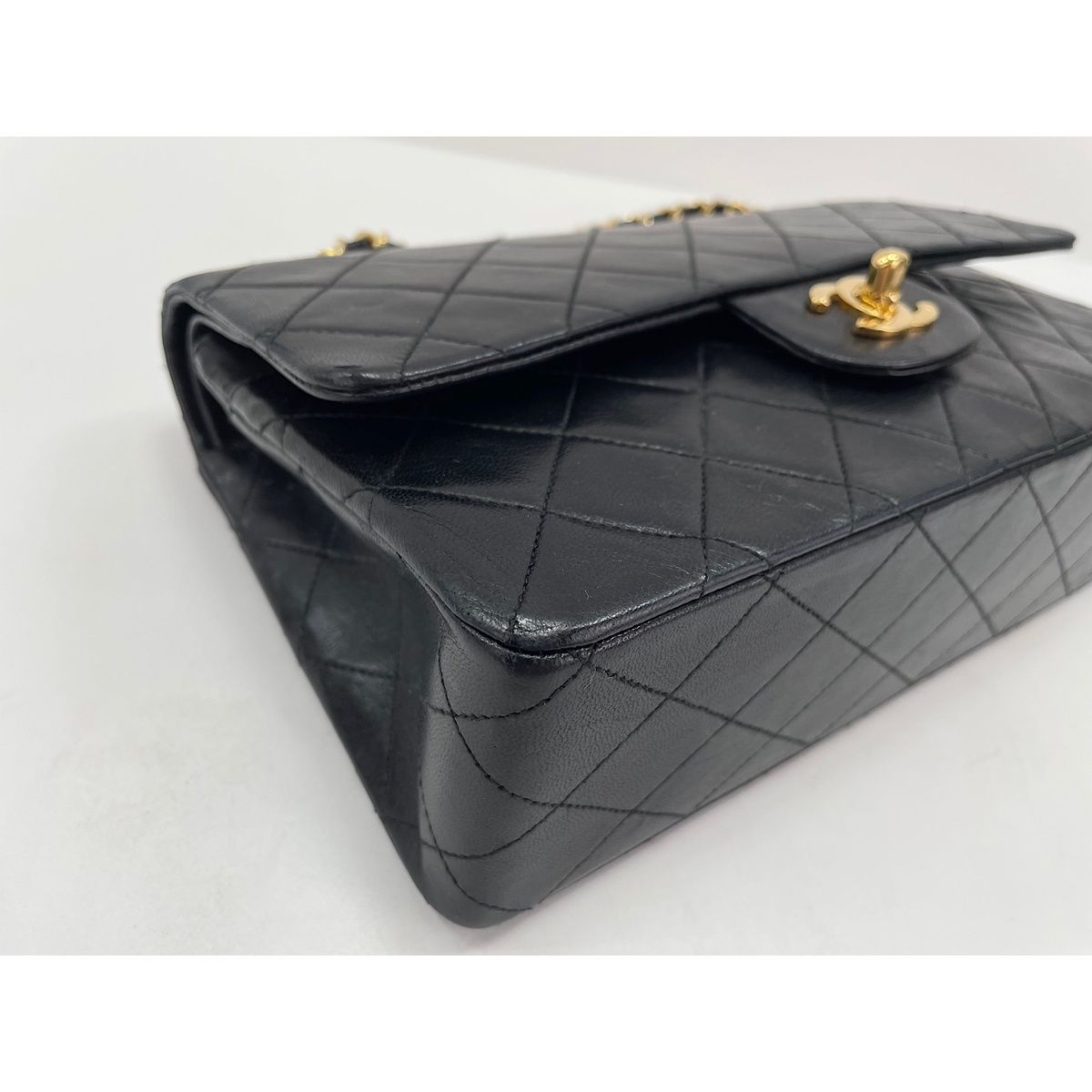Chanel Shoulder Bag Quilted 25 — view 7