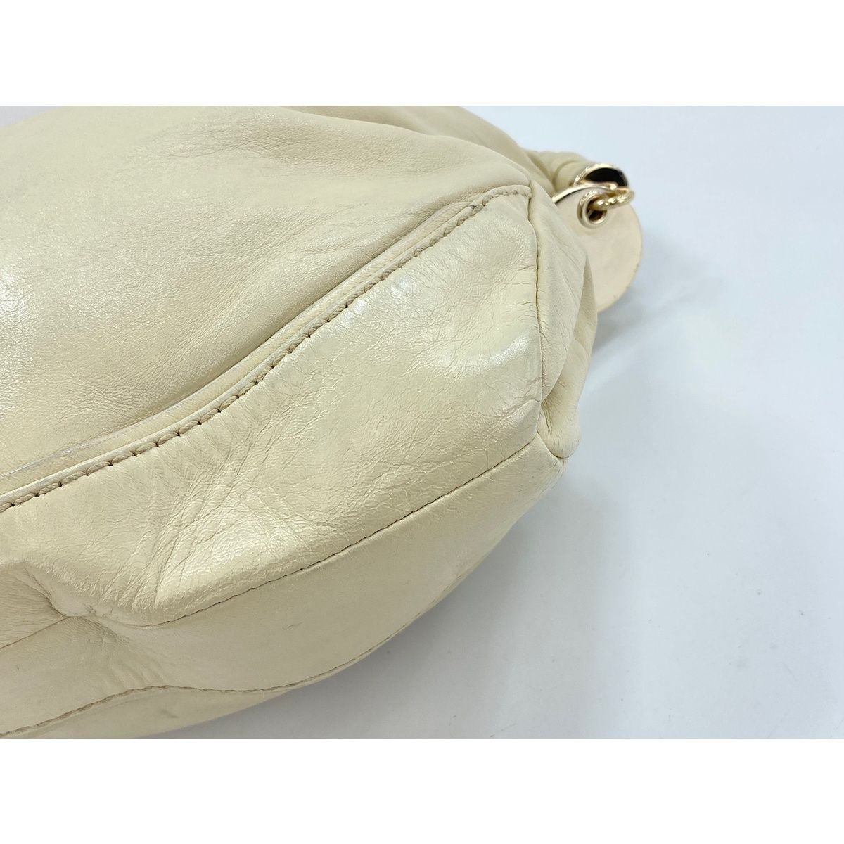 Saint Laurent Handbag Beige — view 8