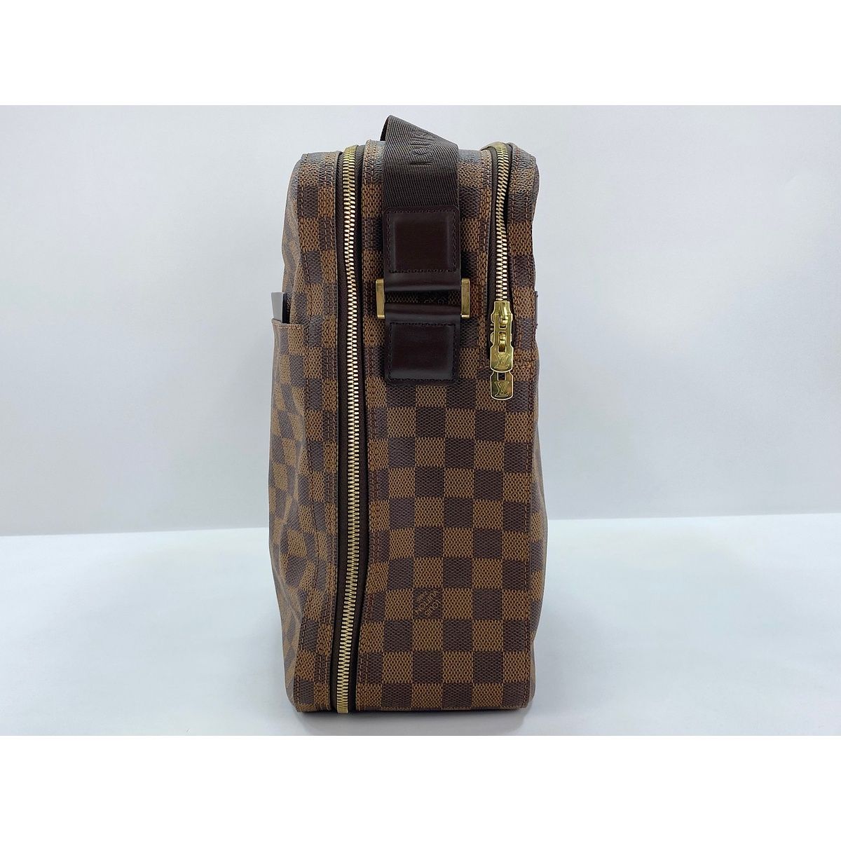 Louis Vuitton Shoulder Bag Dorsoduro — view 5