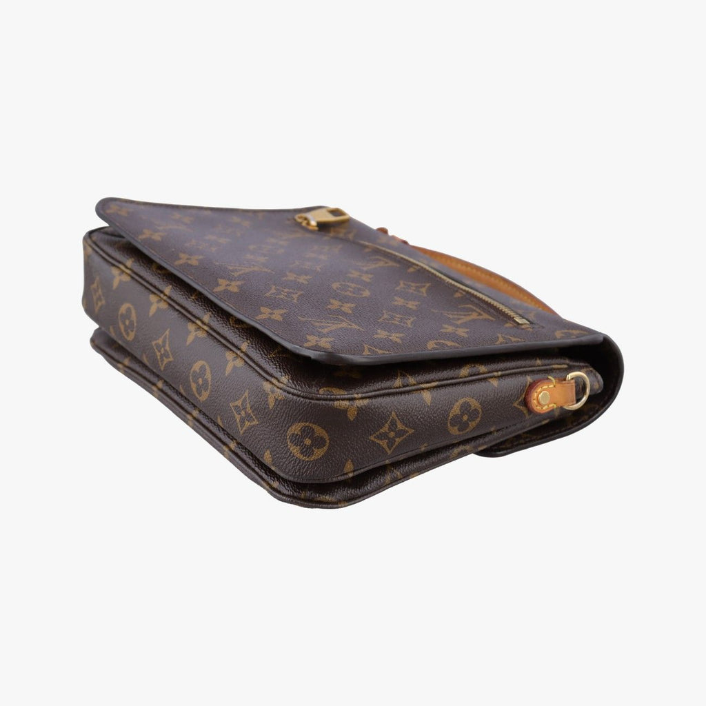 Louis Vuitton Pochette Metis MM Monogram Brown Canvas Handbag — view 6