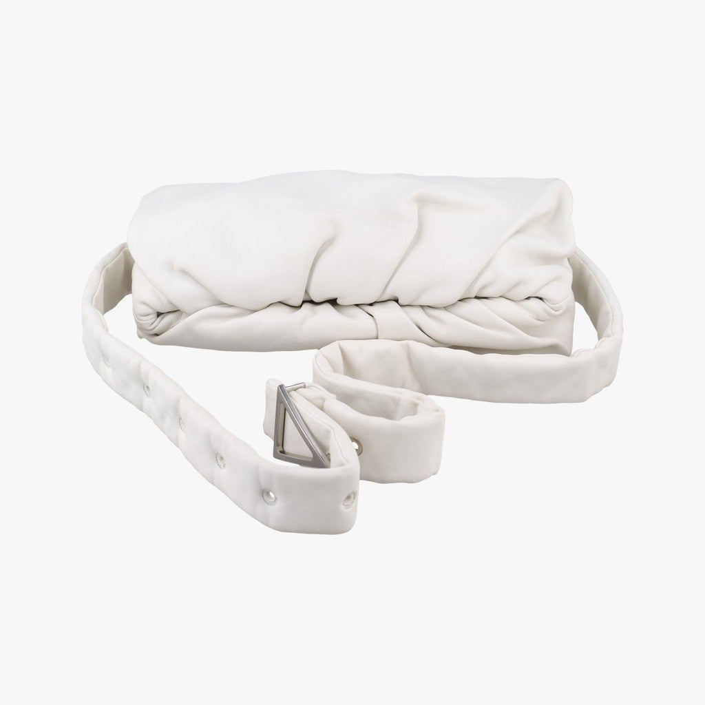 Bottega Veneta the Pouch White Lambskin — view 8