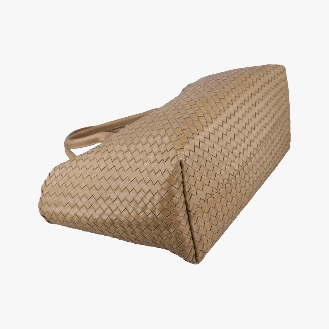 Bottega Veneta Cabas MM Brown Leather Is Listed Handbag — view 5