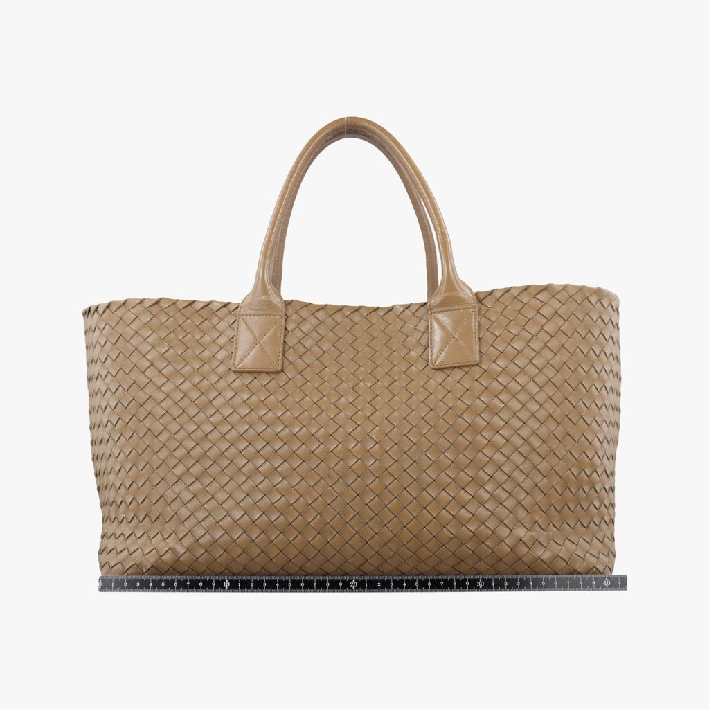 Bottega Veneta Cabas MM Brown Leather Is Listed Handbag — view 2