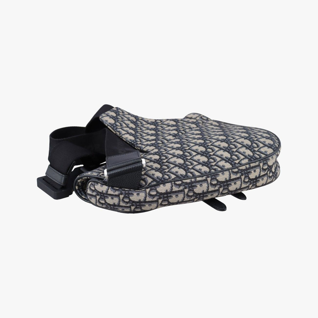 Dior Saddle Navy Jacquard Leather Handbag — view 7