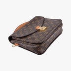 Louis Vuitton Pochette Metis MM Monogram Brown Canvas Handbag — view 5