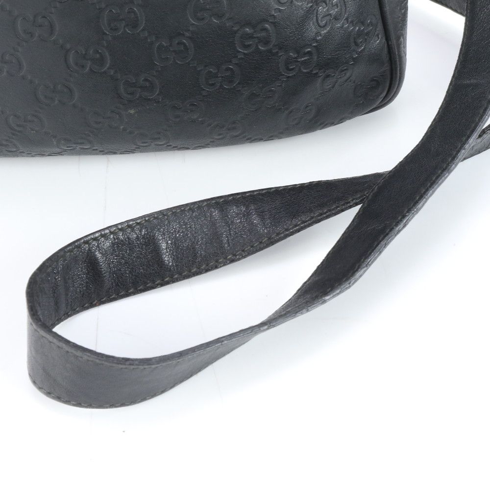 Gucci Guccissima Leather Shoulder Bag Crossbody Messenger Black — view 2