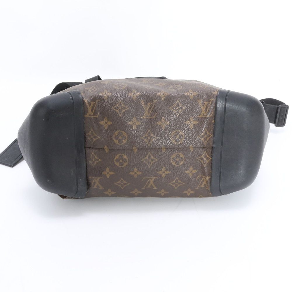 Louis Vuitton Monogram Wo Ta Pull Fu Messenger Leather Shoulder Bag Crossbody — view 6