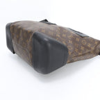Louis Vuitton Monogram Wo Ta Pull Fu Messenger Leather Shoulder Bag Crossbody — view 5