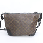 Louis Vuitton Monogram Wo Ta Pull Fu Messenger Leather Shoulder Bag Crossbody — view 2
