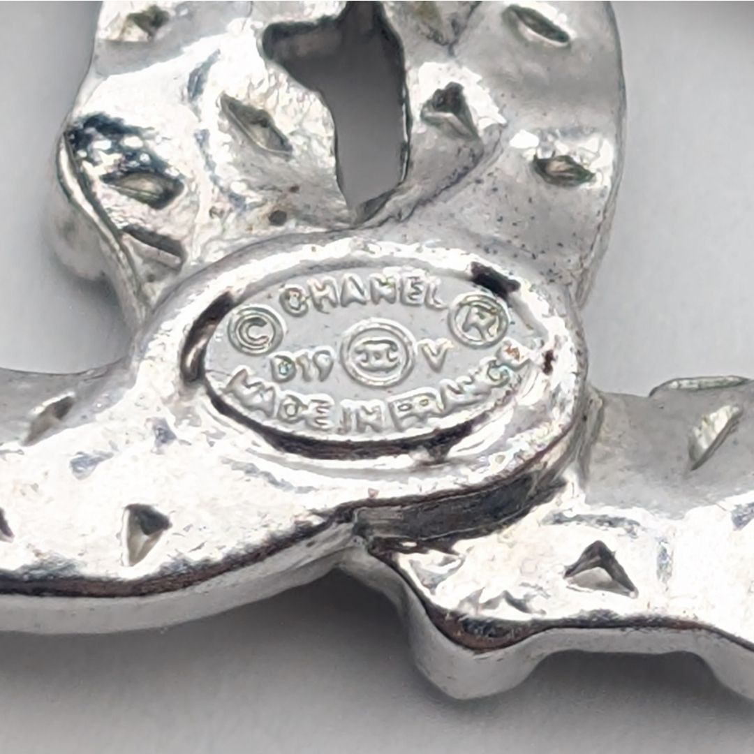 Chanel Earrings CC Logo Silver Rhinestone Recent — view 6