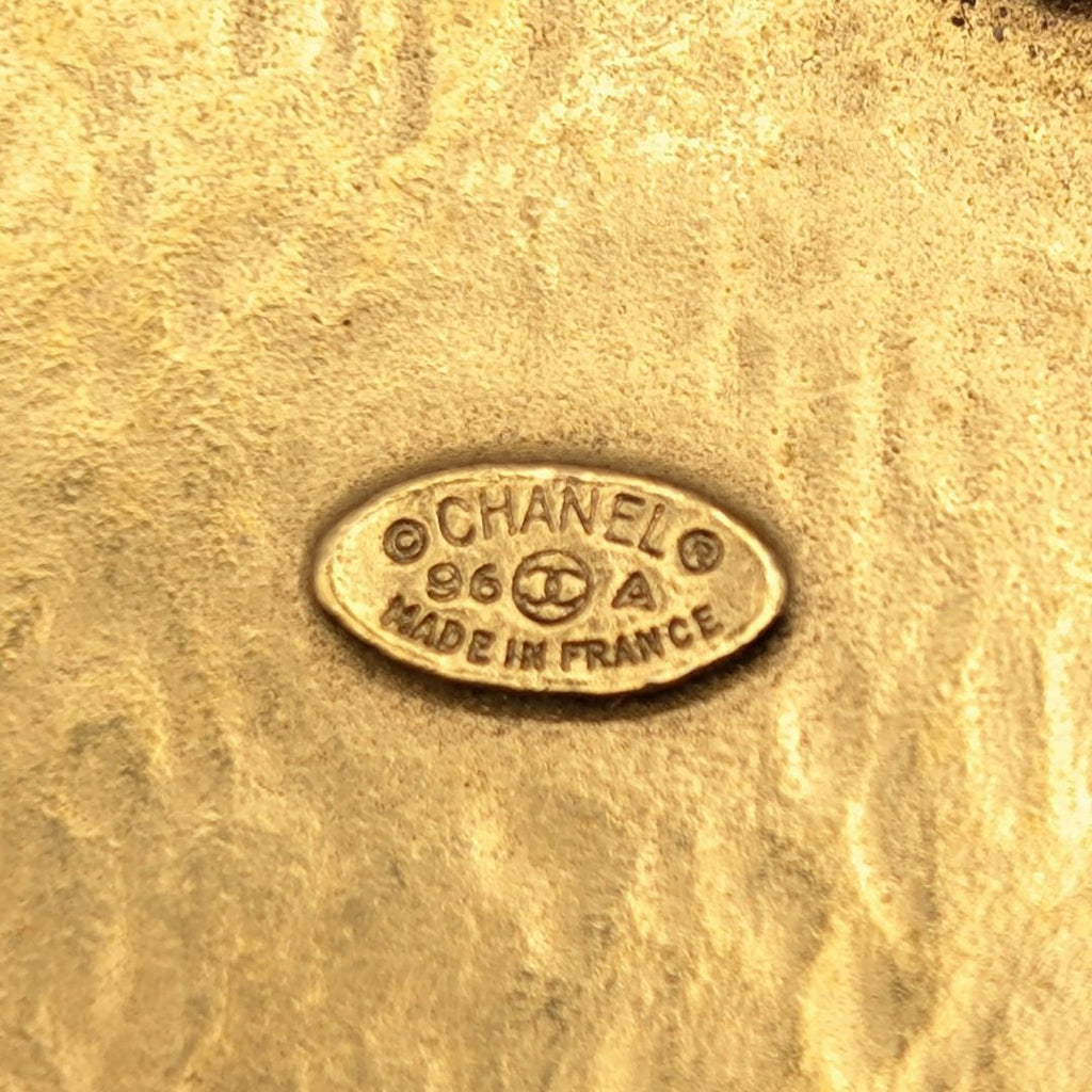 Chanel Brooch CC Logo Gold Black Stone Vintage — view 7