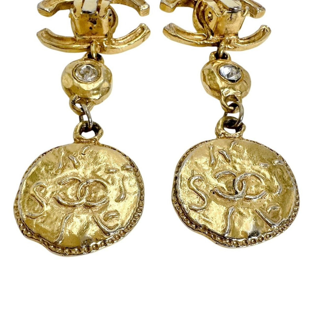 Chanel Large Earrings CC Logo Gold — view 6