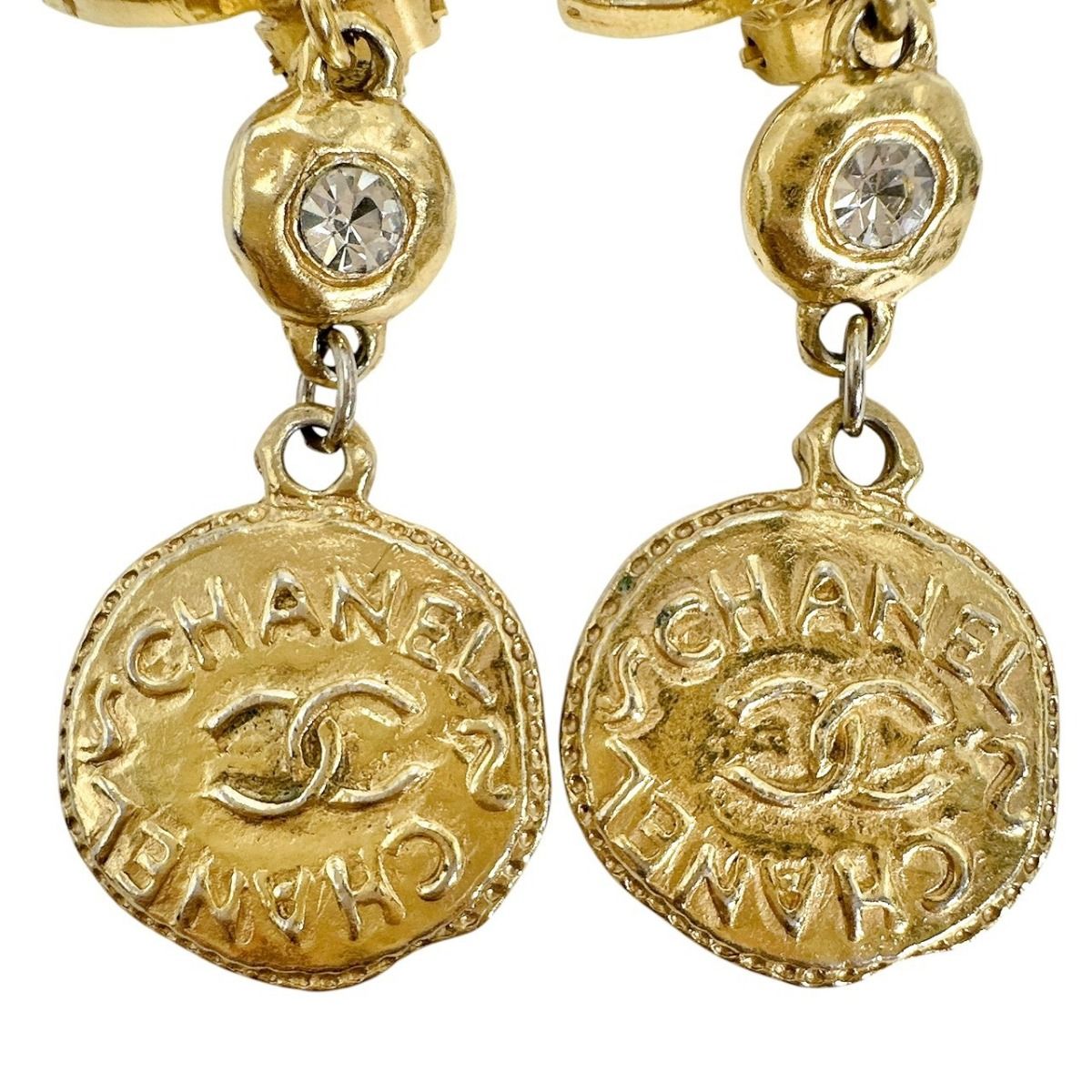 Chanel Large Earrings CC Logo Gold — view 5