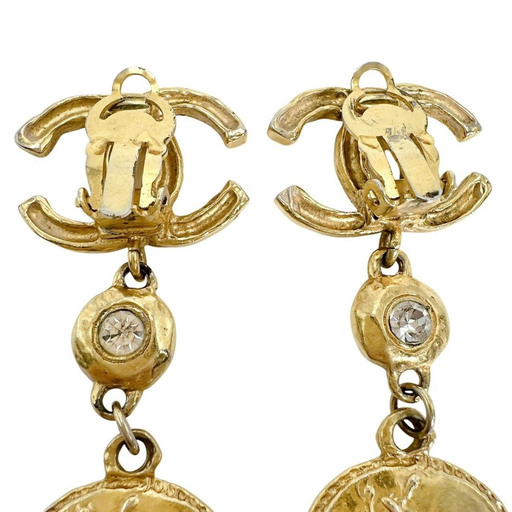 Chanel Large Earrings CC Logo Gold — view 7