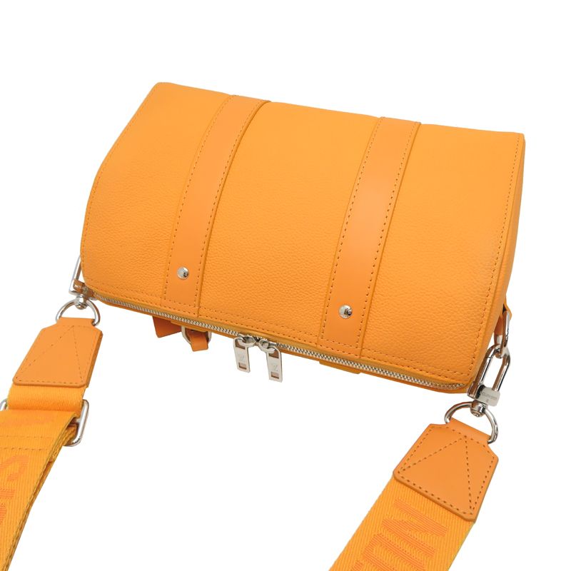 Louis Vuitton Shoulder — view 4