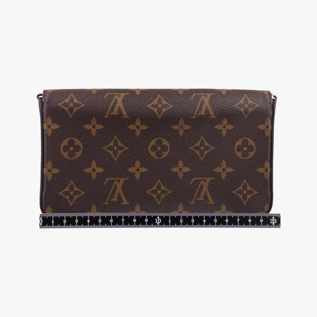 Louis Vuitton Christmas Animation Chengdu China Pochette Felicier Monogram — view 2