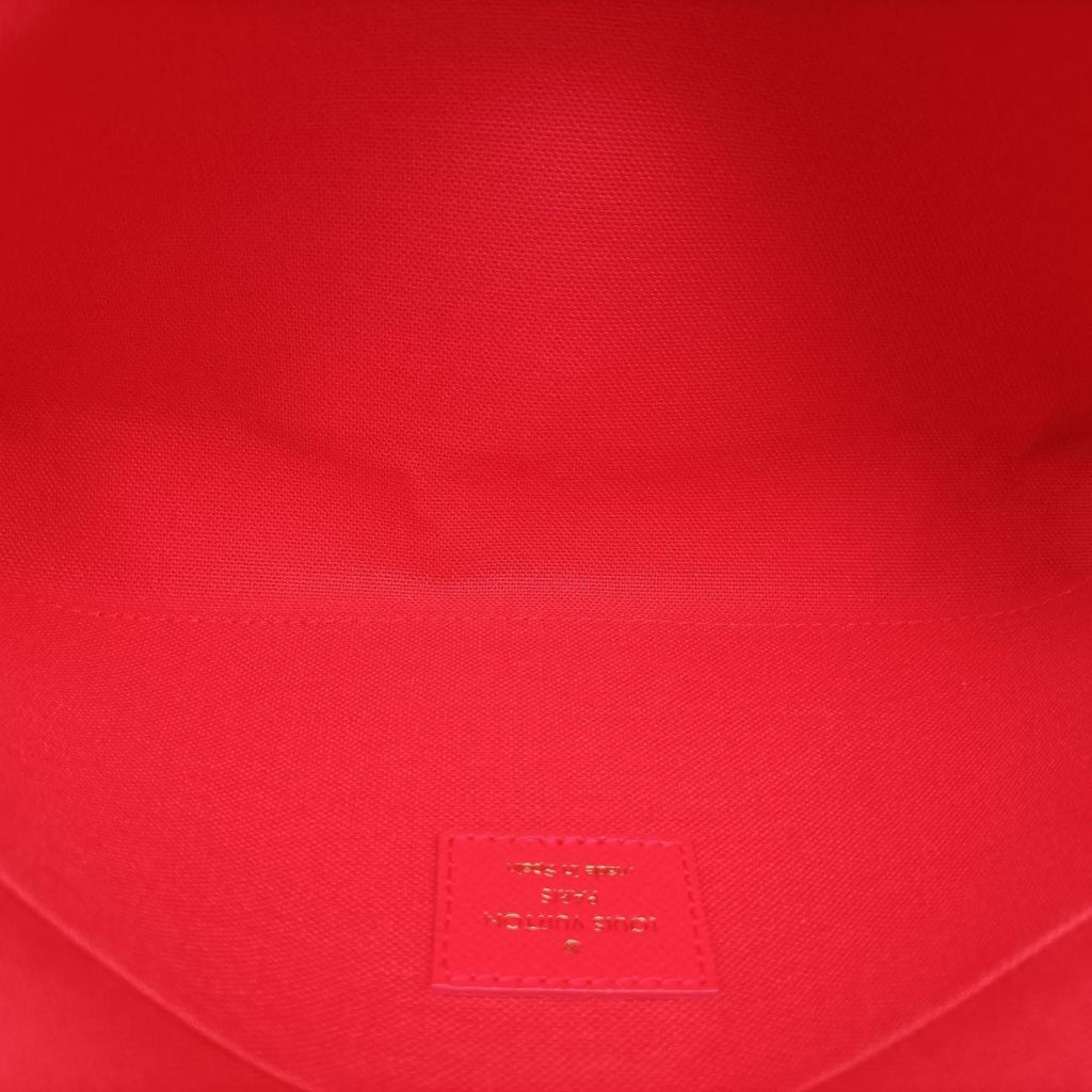 Louis Vuitton Christmas Animation Chengdu China Pochette Felicier Monogram — view 9