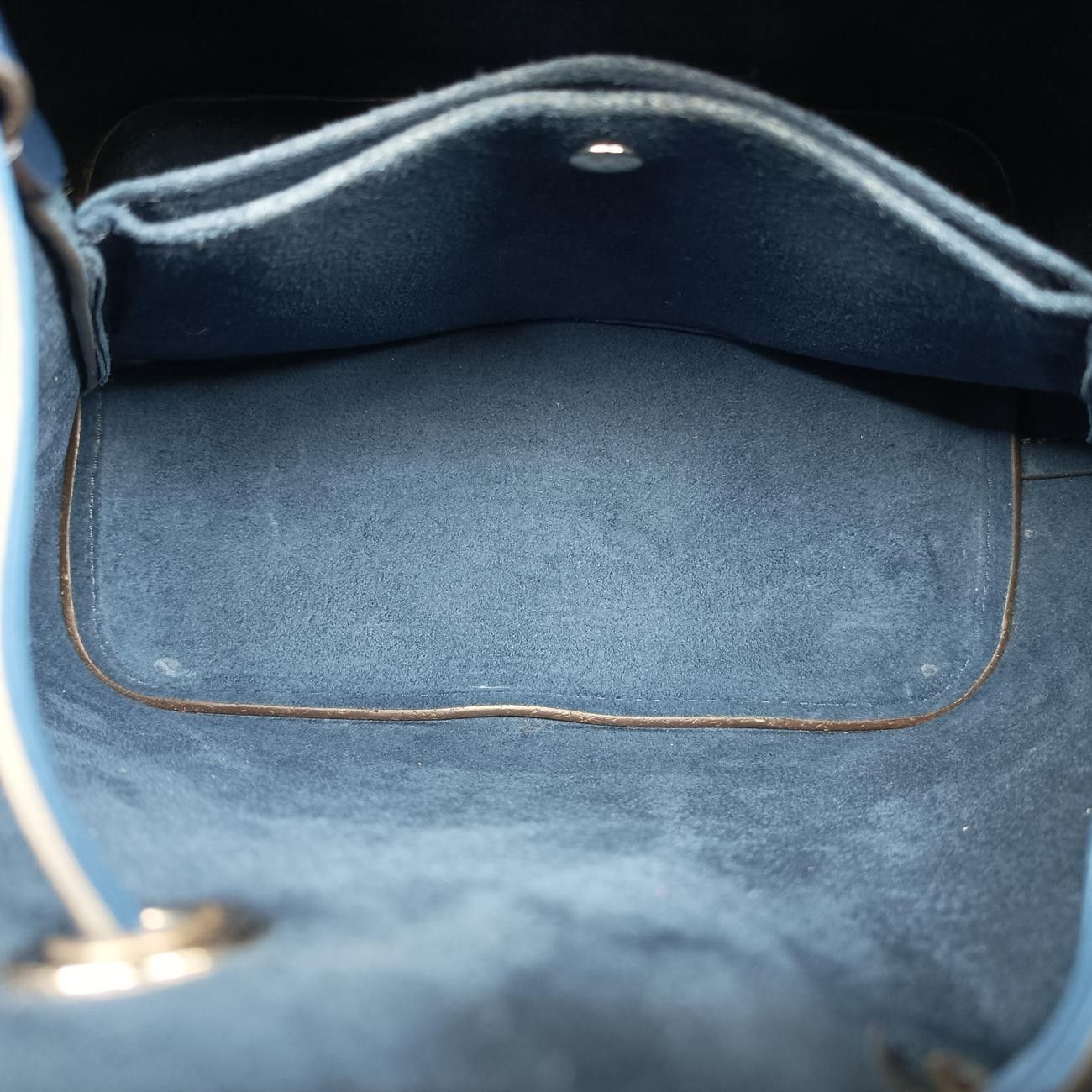 Louis Vuitton Neo Noe BB Emerald Green Navy — view 9