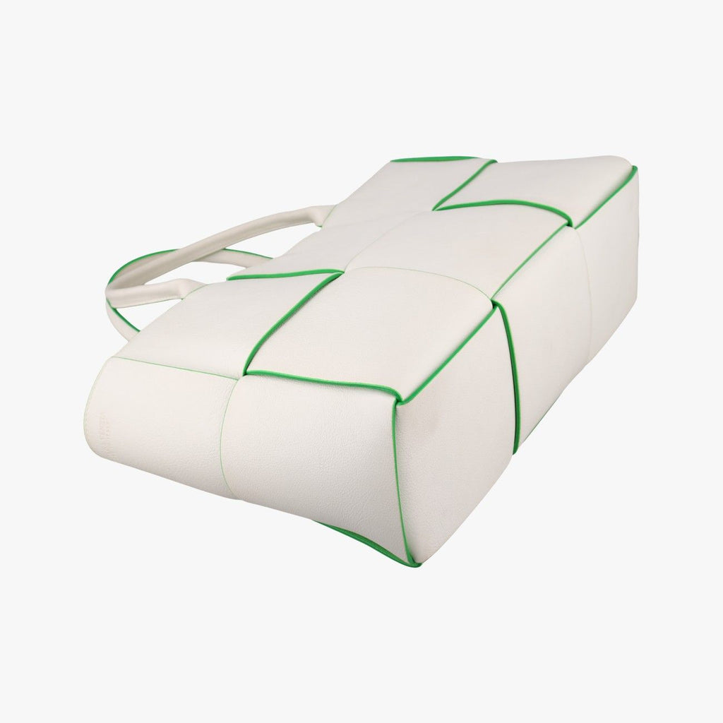 Bottega Veneta the Arco Tote White Green Lambskin — view 5