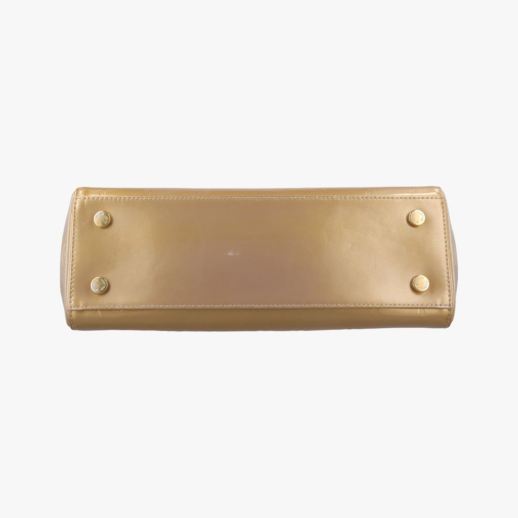 Louis Vuitton Blair MM Beige Poudre Vernis Shoulder — view 3