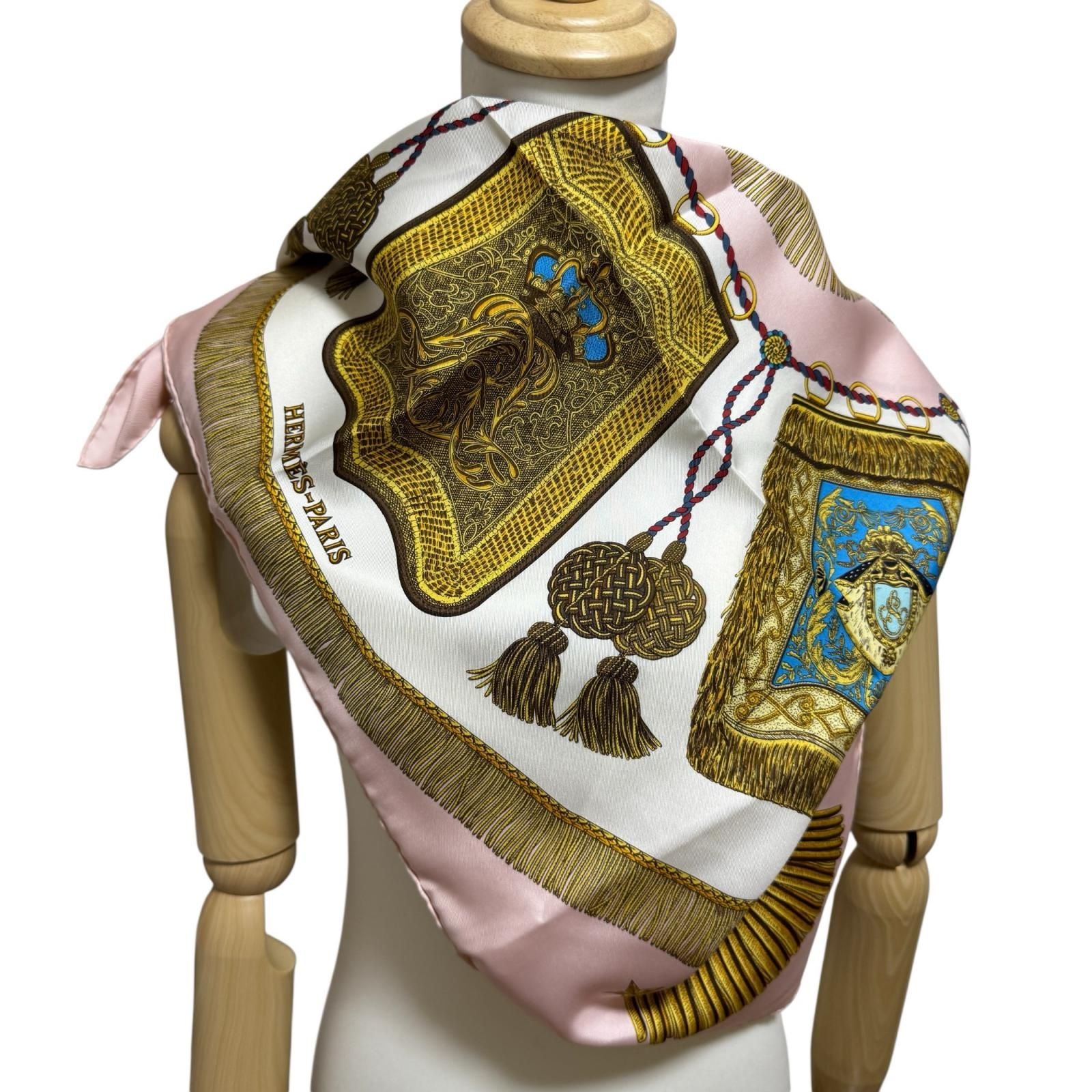 Hermes Carre 90 Poste Et Cavalerie Saber Decoration Scarf — view 3