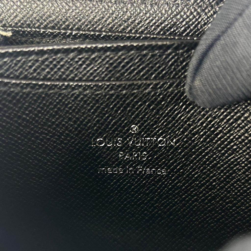 Louis Vuitton Zippy Coin Purse Epi Noir Leather Black Case Silver — view 4