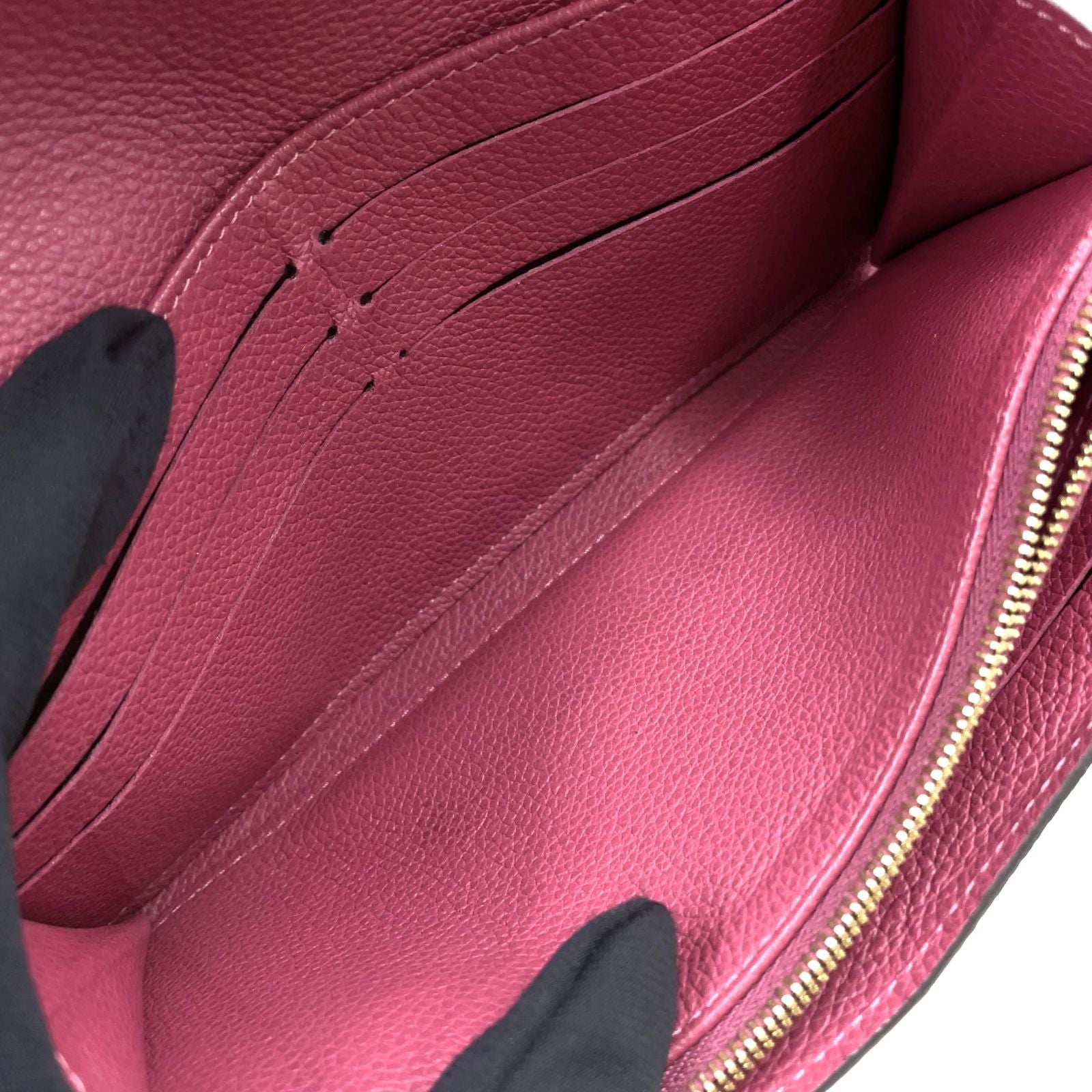 Louis Vuitton Portefeuille Sarah Monogram Empreinte Leather Pink Wallet Gold — view 3