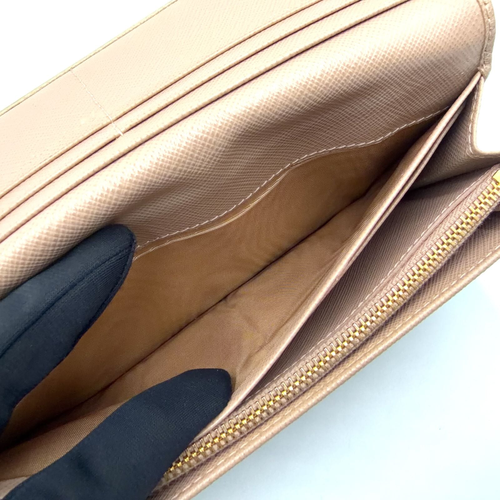 Prada Saffiano Metal Bifold Leather Pink Beige Wallet Gold — view 9