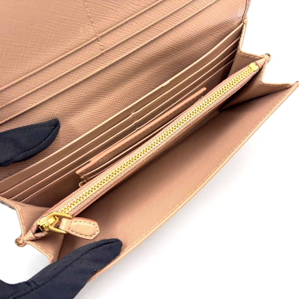 Prada Saffiano Metal Bifold Leather Pink Beige Wallet Gold — view 3