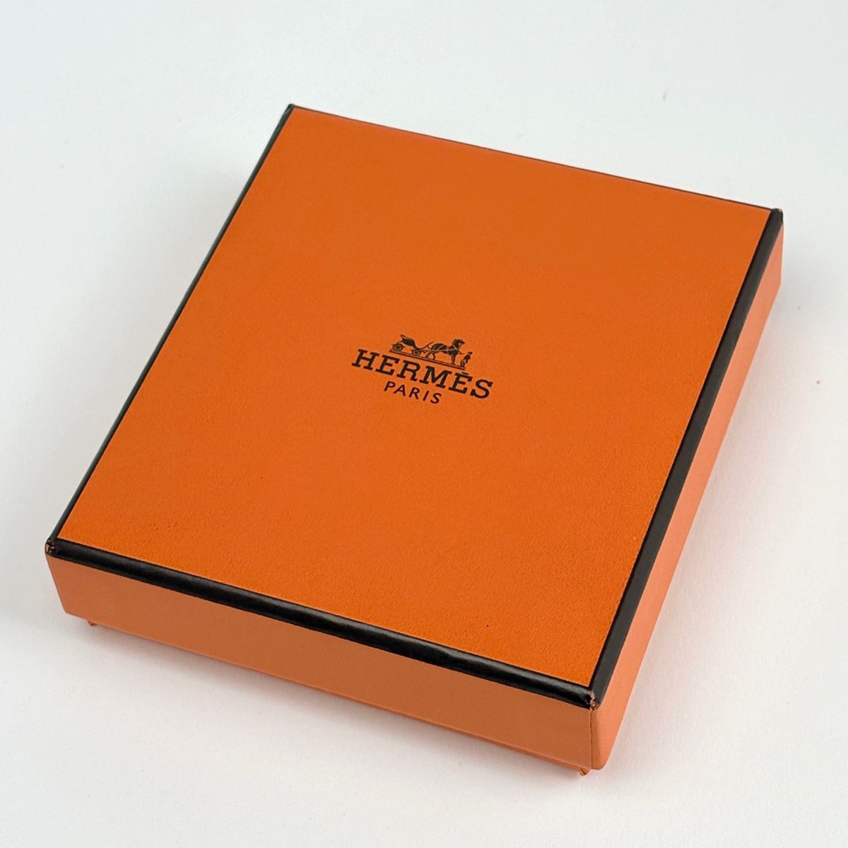 Hermes Pop Necklace Logo Gold Plated — view 5