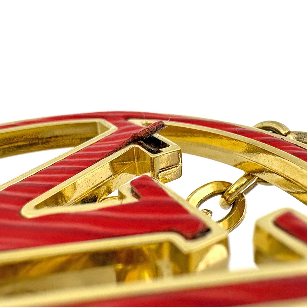 Louis Vuitton Cles LV Circle Key Holder Epi Gold — view 4