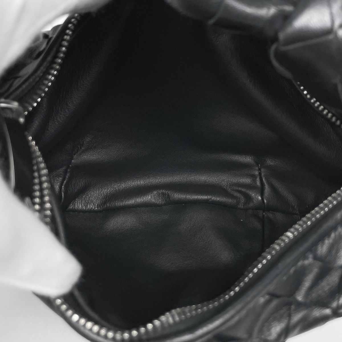 Bottega Veneta Intrecciato Mini Jodie Handbag Braided Leather Black — view 7