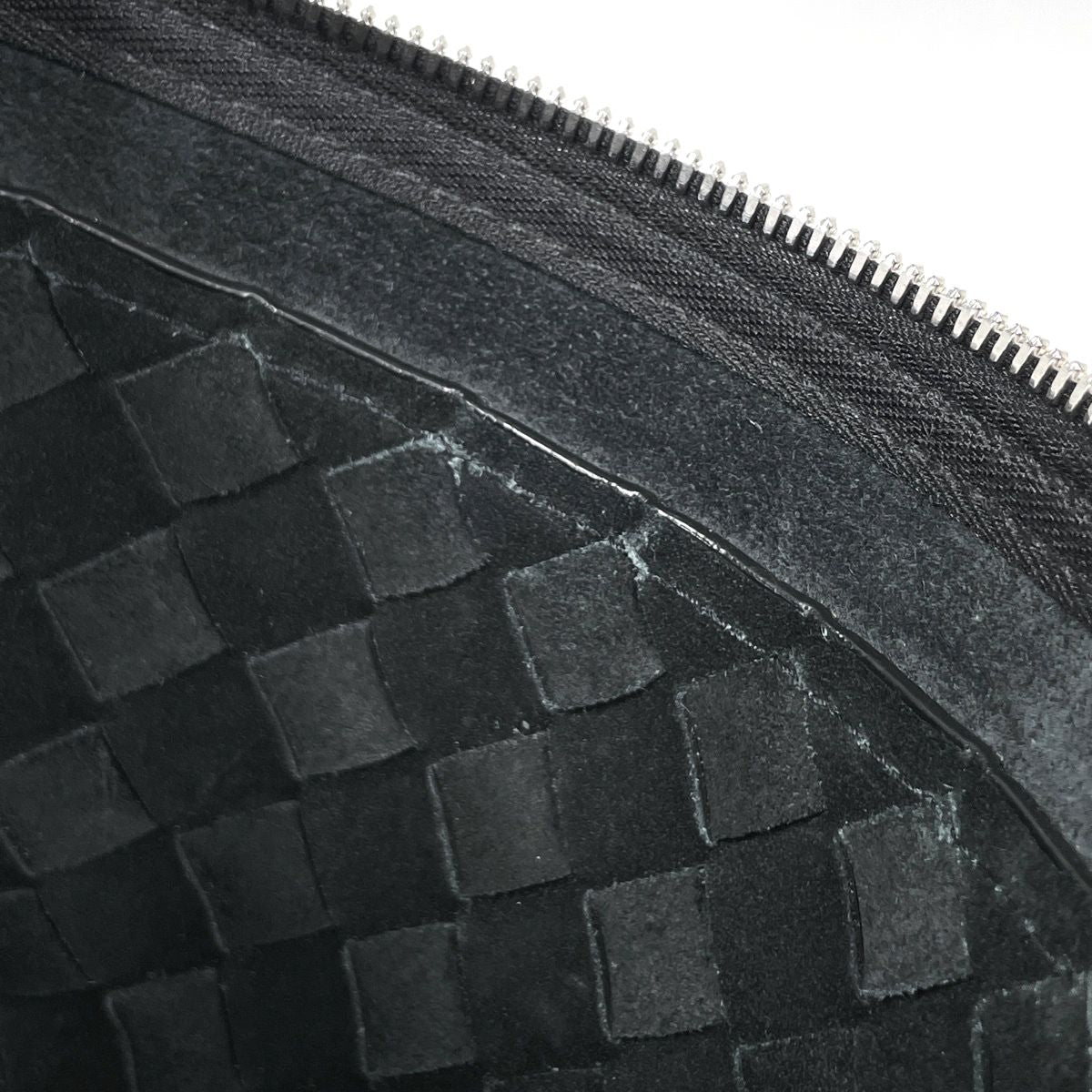 Bottega Veneta Intrecciato Shoulder Bag Braided Leather Black — view 6