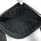 Bottega Veneta Intrecciato Shoulder Bag Braided Leather Black — view 7