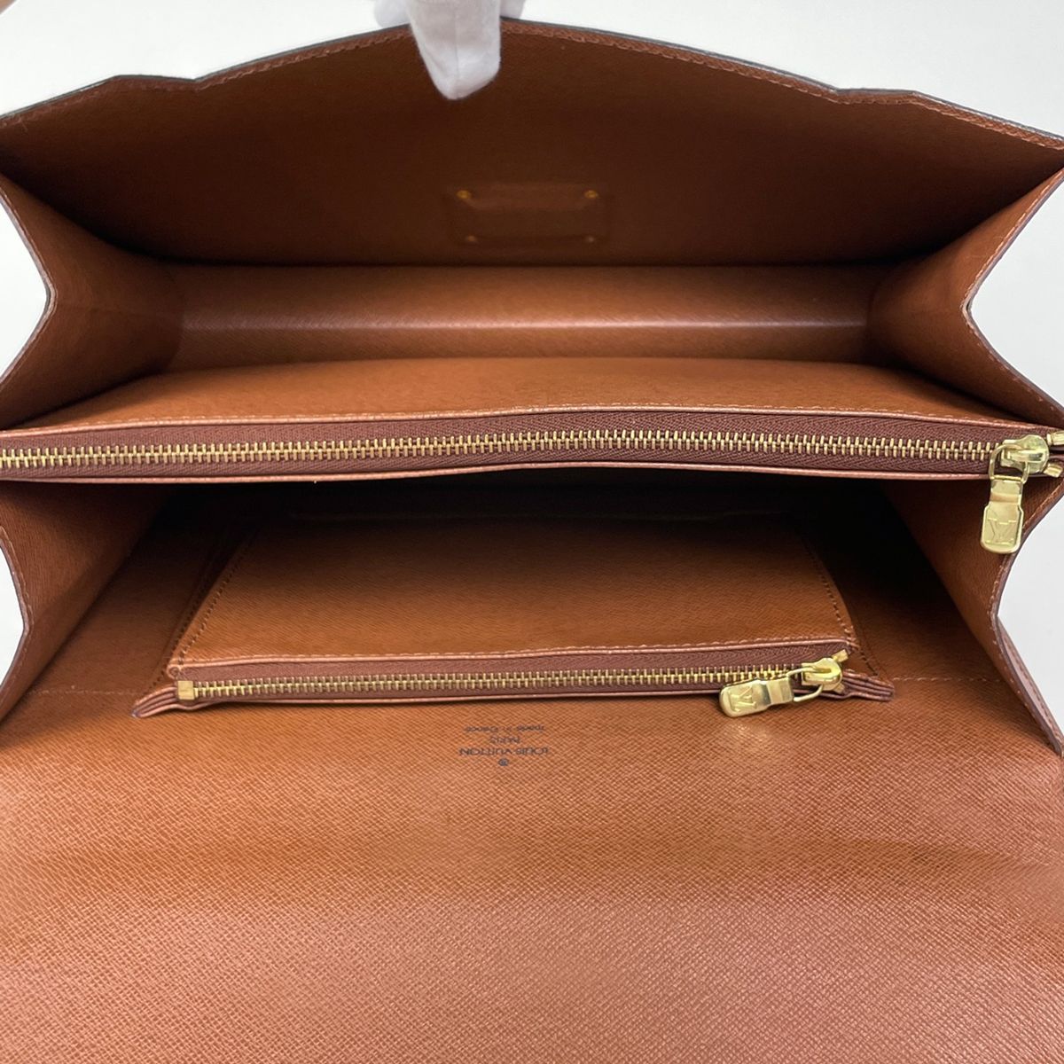 Louis Vuitton Concorde Handbag Monogram Brown — view 9