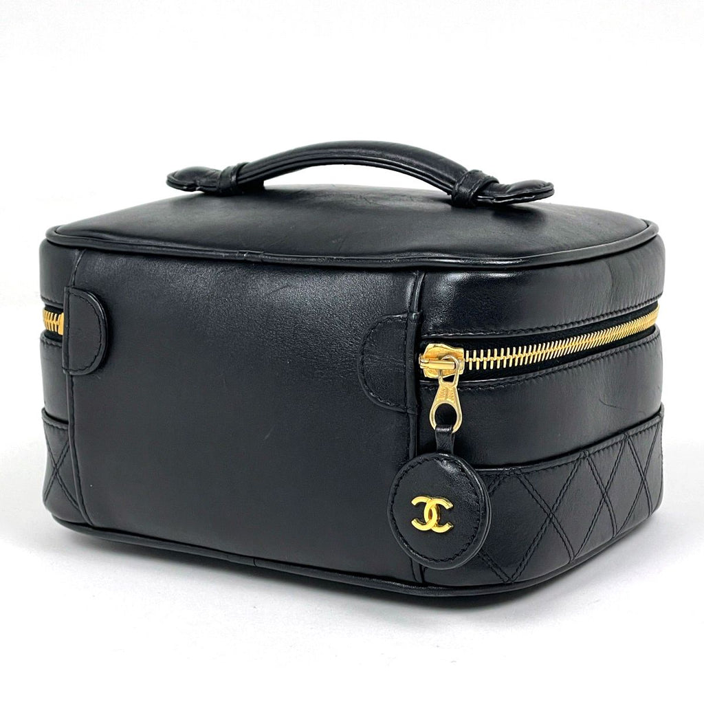 Chanel CC Logo Vanity Bicolor Makeup Pouch Leather Black — view 2