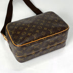 Louis Vuitton Reporter PM Shoulder Bag Monogram Brown — view 2