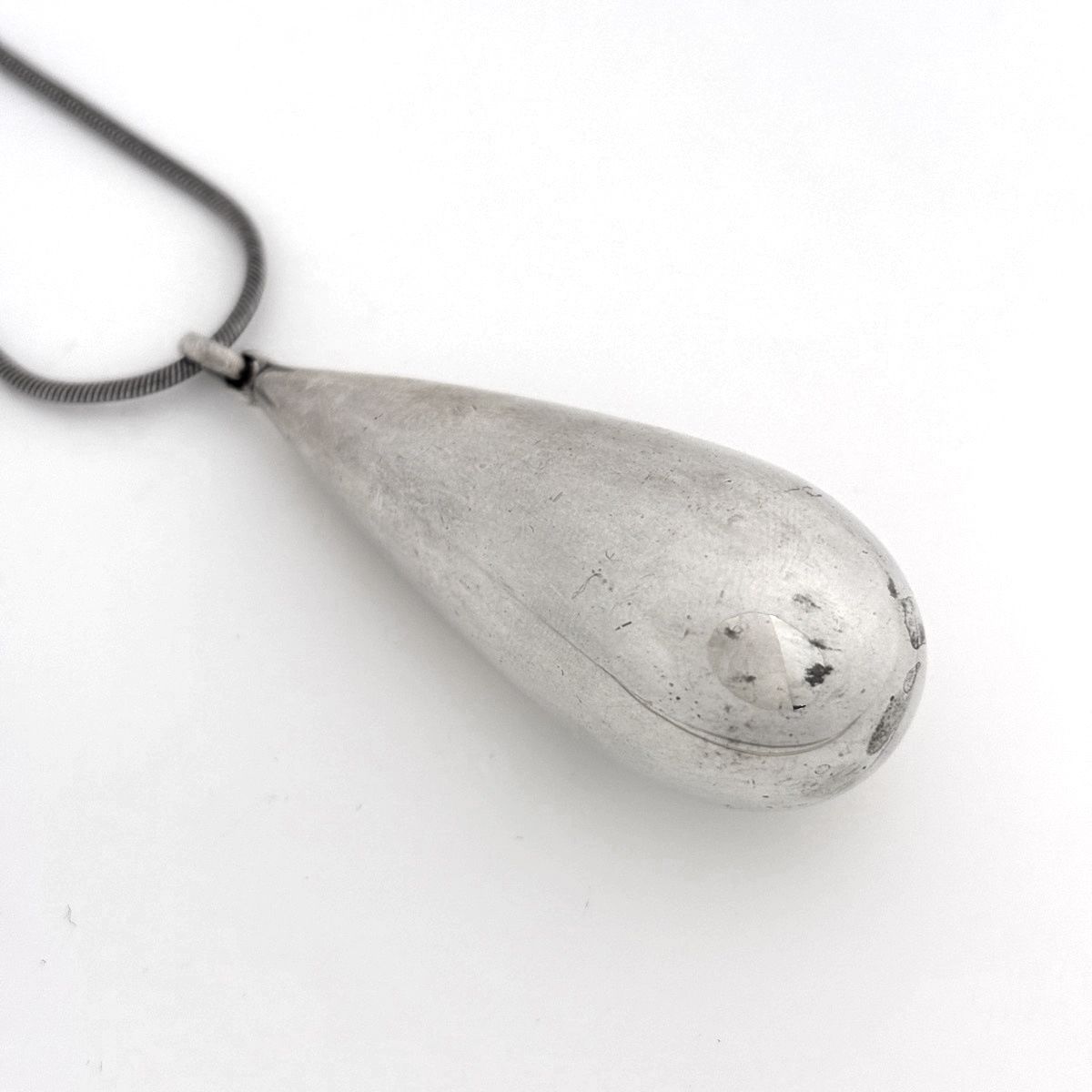 Gucci Teardrop Necklace 925 Sterling Silver — view 2