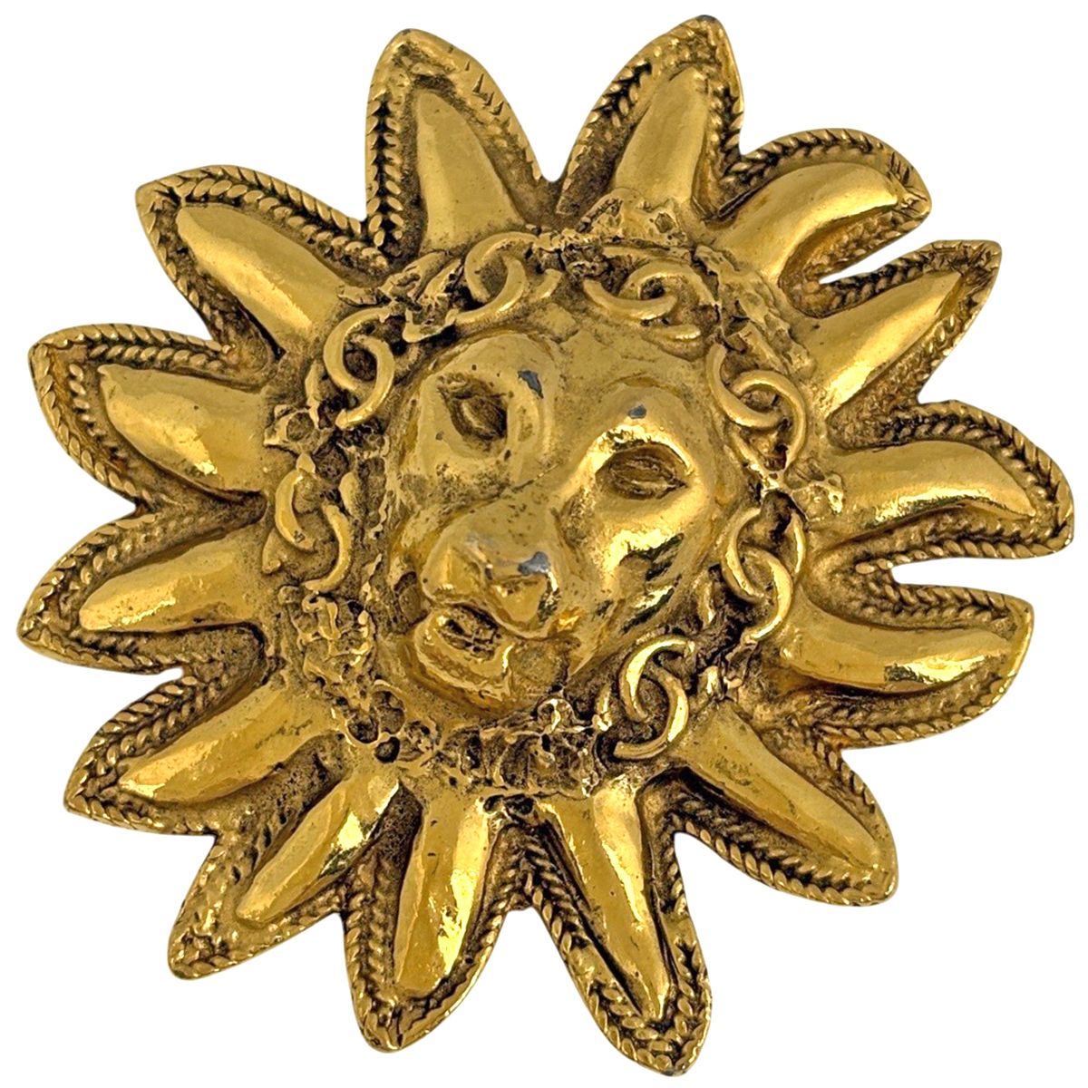 Chanel Lion Motif Fu Brooch CC Logo Gold Plated