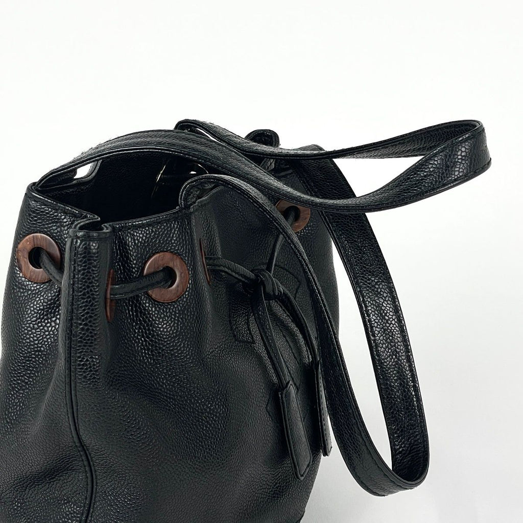 Chanel CC Logo Shoulder Bag Caviar Leather Black — view 4