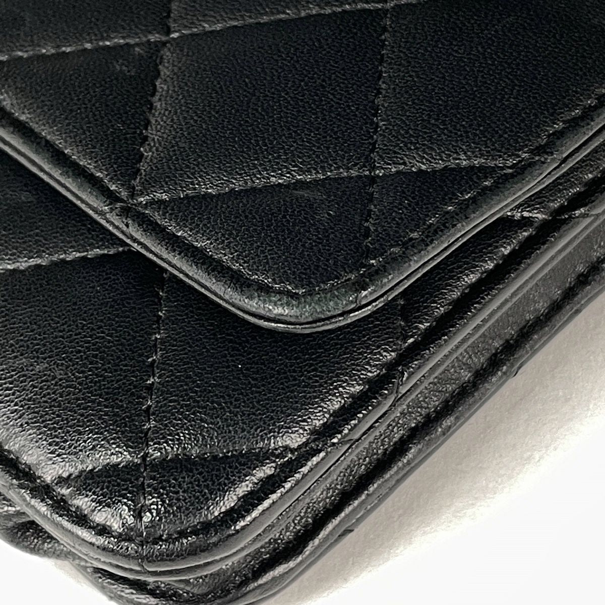 Chanel CC Logo Chain Wallet Shoulder Bag Leather Black — view 4