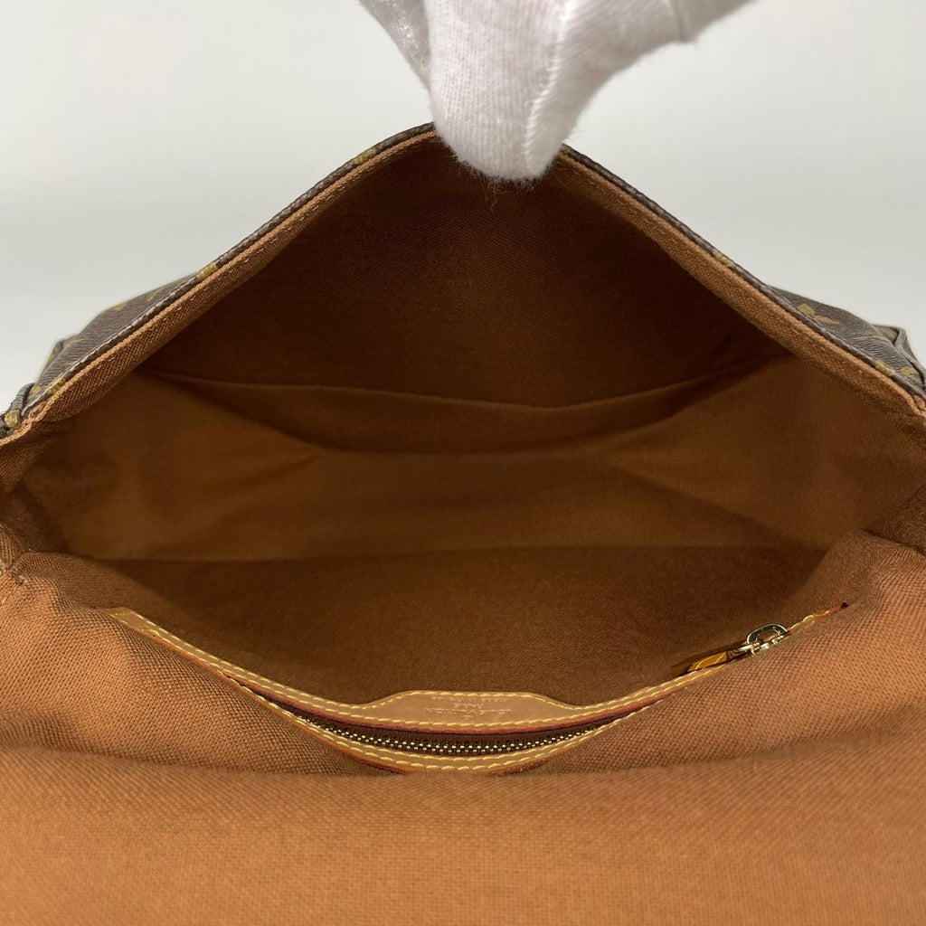 Louis Vuitton Mini Looping Shoulder Bag Monogram Brown — view 8
