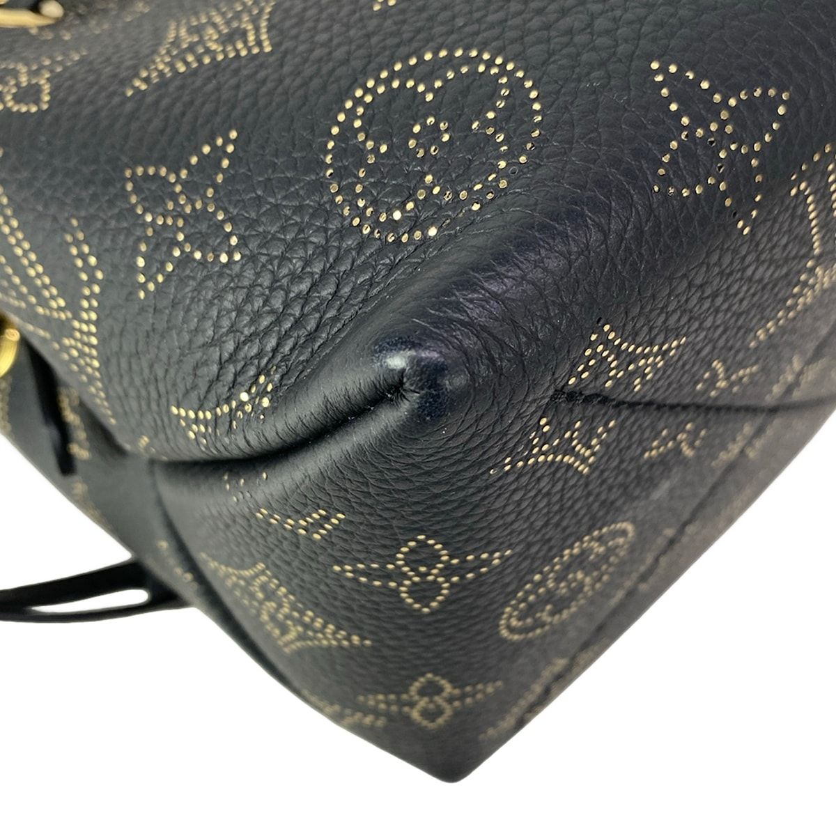 Louis Vuitton Handbag Mahina Picobella Noir Gold Chain Handle Leather Cowhide — view 6