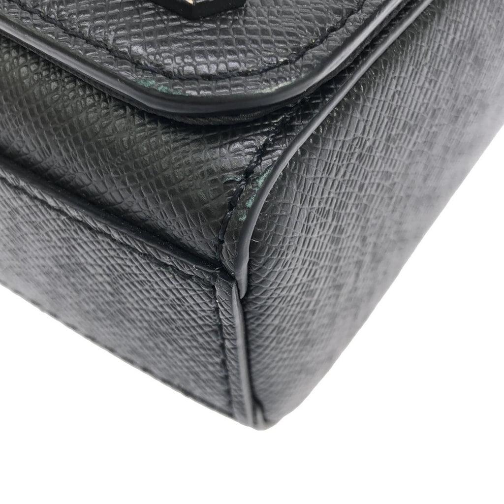 Louis Vuitton Taiga New Flap Messenger Shoulder — view 3