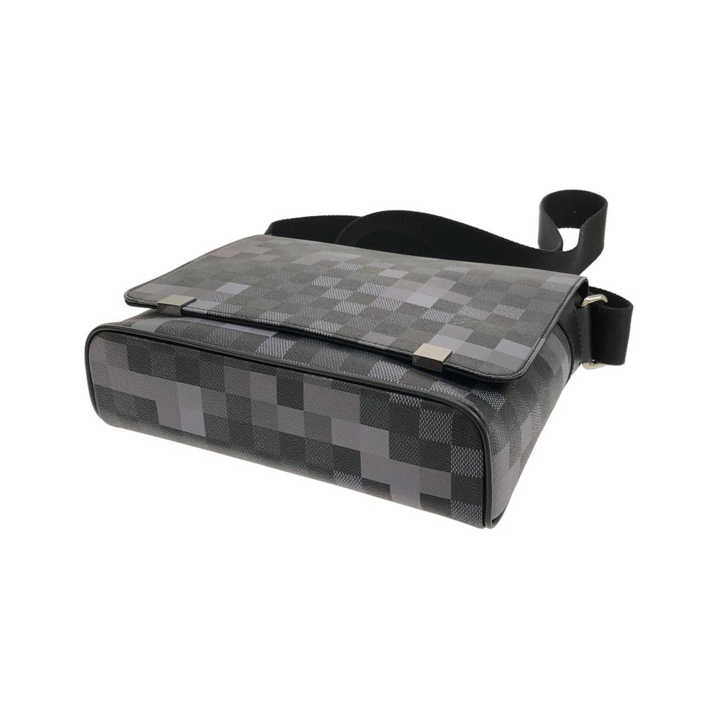 Louis Vuitton Damier Graphite Pixel District PM Shoulder — view 3
